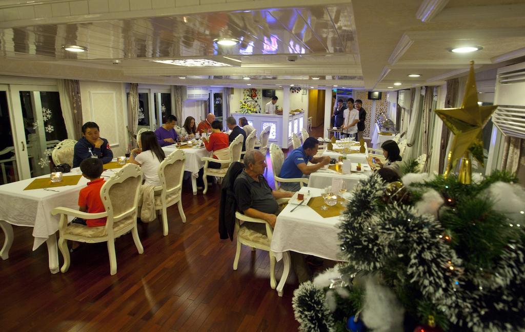 Signature Halong Cruise Халонг Екстер'єр фото